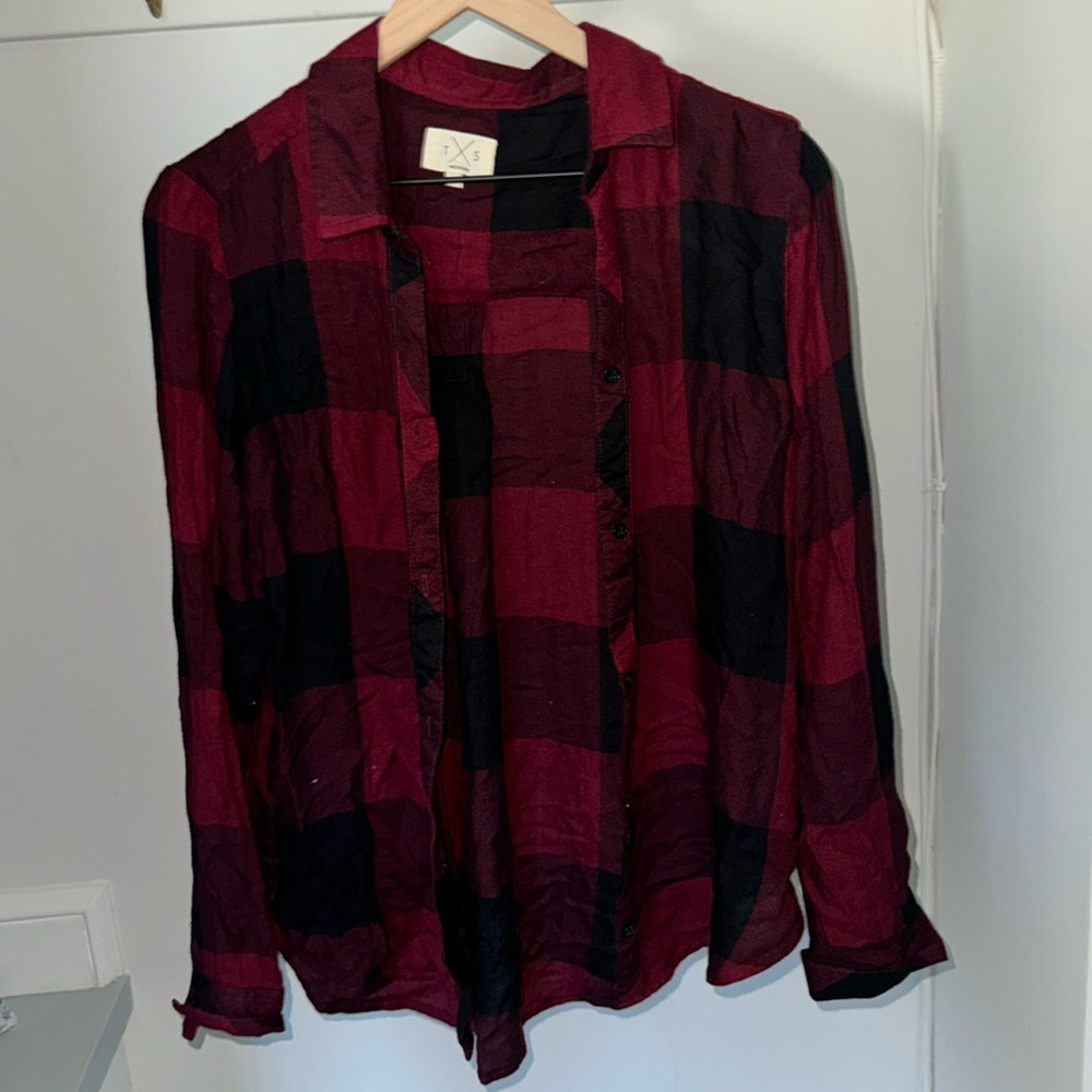 Thread & Supply, Size M, Red and Black Flannel.